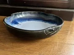 青と白の陶器花器 中型