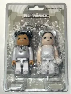 新品 BE@RBRICK ベアブリック グリーティング 結婚 100％ 2 - メルカリ
