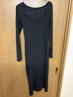 sheie dazyブラックロングリブニットワンピース 長袖 バックスリットS