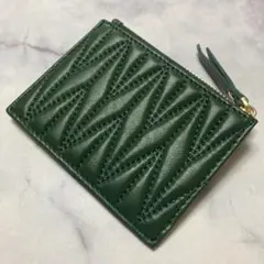 【新品未使用】本革フラグメントケース　羊革　キルティングレザーおしゃれな財布　緑
