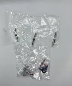 ウルトラマン　変身アイテムめじるしアクセサリー　5点セット