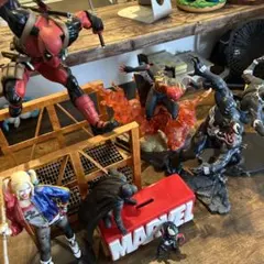 MARVEL フィギュアまとめ売り デットプール スパイダーマン ヴェノムなど