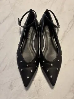 ルタロン　ビジューポインテッドトゥパンプス