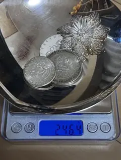 純銀1000刻印】一貫造 桐紋入り 純銀製高足小皿 径9cm 造幣局製 - メルカリ