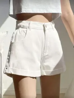 DAZY ハイウエスト ショートパンツ XS ホワイト