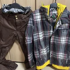 スノーボード用ウェアセット（ジャケット・パンツ）　サイズS