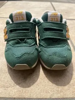 ニューバランス　グリーン×イエロー　13.5cm