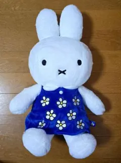 プレミア ミッフィー ふわふわシフォン ぬいぐるみ タグ付き - メルカリ