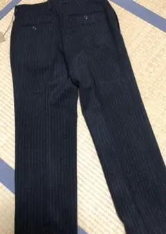 パンツのサムネイル
