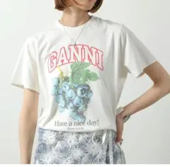 新品未使用　GANNI 半袖 Tシャツ アイボリー グラフィックのサムネイル