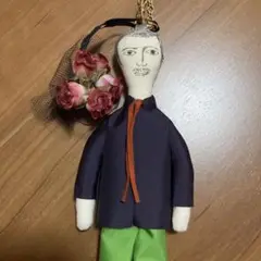 紳士と薔薇のバッグチャーム キーホルダー レディース