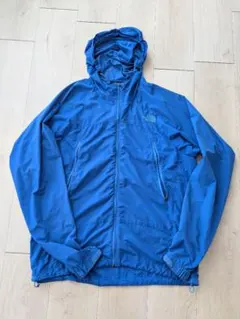 The North Face フード付きナイロンジャケット 青