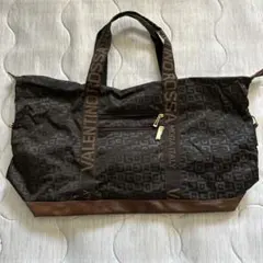 美品 VALENTINO LES SACS トートバッグ Vロゴ グリーン - メルカリ