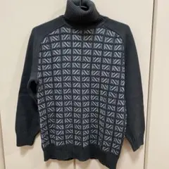 KOSUGI タートルネックニット 総柄 グレー系 L