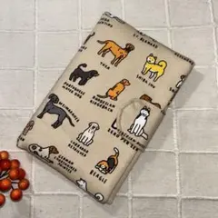 お薬手帳ケース　犬柄　シベリアンハスキー　ベージュ