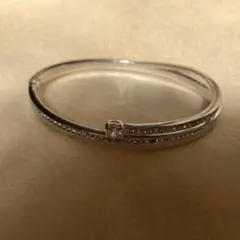スワロフスキー　バングルシルバー