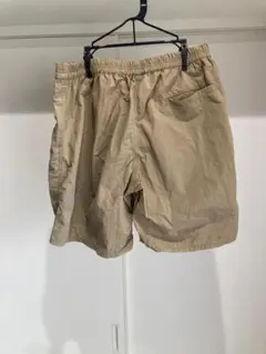ベージュ ショートパンツ ウエストゴム