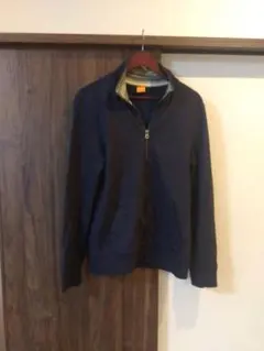 BOSS【ネイビー ジップアップ】