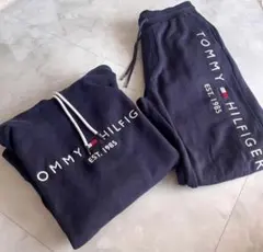 TOMMY HILFIGER ネイビー フード付きスウェット