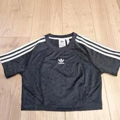 未使用　adidas Tシャツ XS 黒