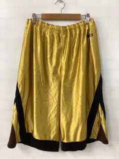 9.16◎A321◎アシックス◎ハーフパンツ◎スポーツウェア◎ゴールド