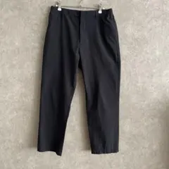 UNIQLO x Theoryコラボ ブラックパンツ