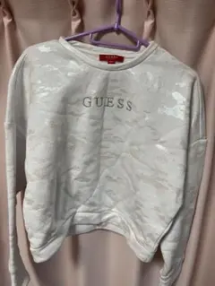 ❤︎ GUESS ホワイト トレーナー ❤︎