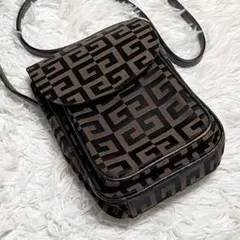 GIVENCHY・ジバンシィ・ショルダーバッグ・4G・ブラウン・日本製のサムネイル