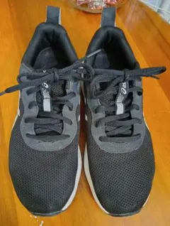 ASICS アシックス スニーカー ブラック　23cmのサムネイル