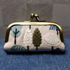 Item thumbnail for item ae2c9922-677c-43b2-a75e-e9d1b2046a5a