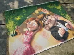 希少 Disney Pixar カールじいさんの空飛ぶ家 タペストリー ラグのサムネイル