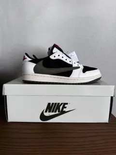 Travis Scott × Nike Air Jordan 1 Low24cm