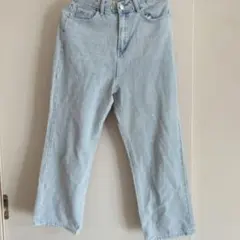 ライトブルー ストレートデニム　 股下　63センチ