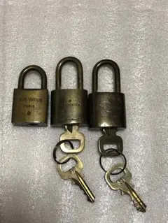 ルイヴィトン LV カデナ 南京錠 鍵 キー パドロック　ジャンク品