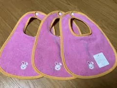 新品、タグ付き⭐️ タオル美術館　ウサギ刺繍スタイ３枚組