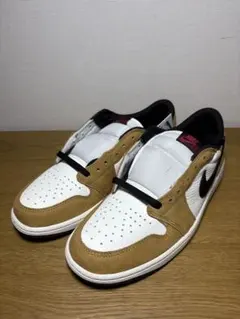 Nike Air Jordan 1 Low ルーキーオブザイヤー