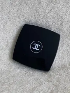 【CHANELコンパクトミラー 】黒