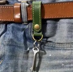 本革 サドルレザー キーホルダー キーリング ベルトループ 緑 ハンドメイド