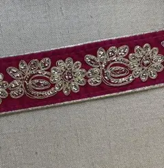 インド刺繍リボン 太幅ゴールド刺繍 スパンコール 花柄フューシャピンク約94cm