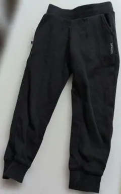 Item thumbnail for item ae18a243-64e4-4010-8011-12b37499838c