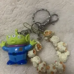 トイストーリー　ポップコーンバケット型キーチェーン