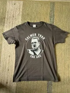 ザ・ビッグリボウスキー・カンマー・ザン・ユー・アー Tシャツのサムネイル