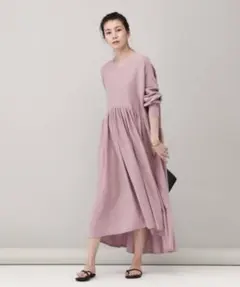 Curensology⭐︎Vネックワンピース