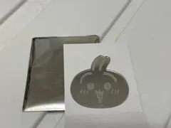 ちいかわ　東京みやげ　トレーディング　おかおミラーステッカー　うさぎ