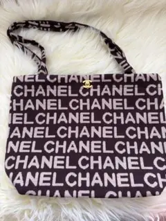 CHANELノベルティ 赤 CCロゴ スパンコール バッグ - メルカリ