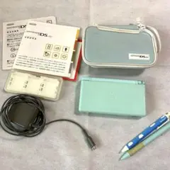 匿名配送　DSLite 本体、ケース、タッチペン、　ソフト用ケース