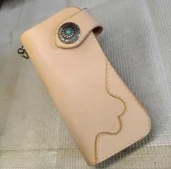 美品】ALZUNI アルズニ ホワイト バイカーズ 長財布 カービング - メルカリ