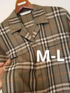 バーバリーヴィンテージブラウス未使用近美品 くすみグリーン羽織○長袖