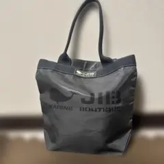 Item thumbnail for item ba042187-efe5-45a1-a789-62d0c0501c56