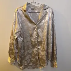 mystic サテン　長袖　シャツ　　ベージュ　襟